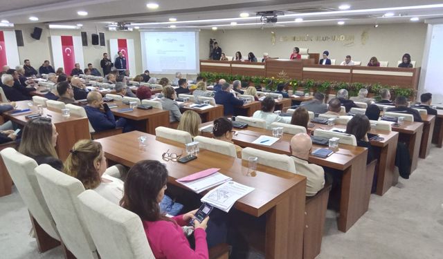 Karabağlar Meclisi'nden tekstil pazarı kararına ret