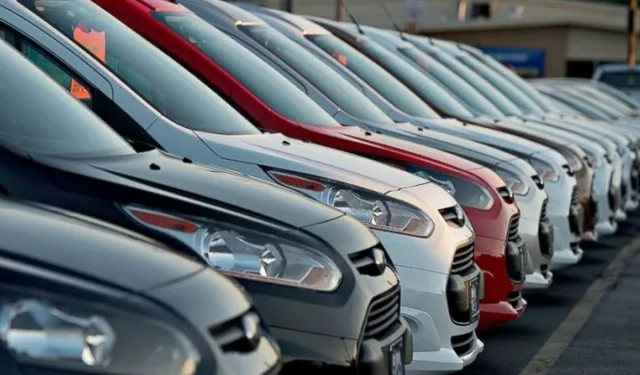 İzmir’den oto alım satım harçları için kritik hamle: İtiraz dosyası bakanlığa teslim edildi