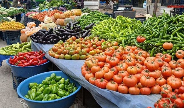 Pazarcıların Başkanı isyan etti: Esnafın ancak yüzde 60’ı pazar açabiliyor!
