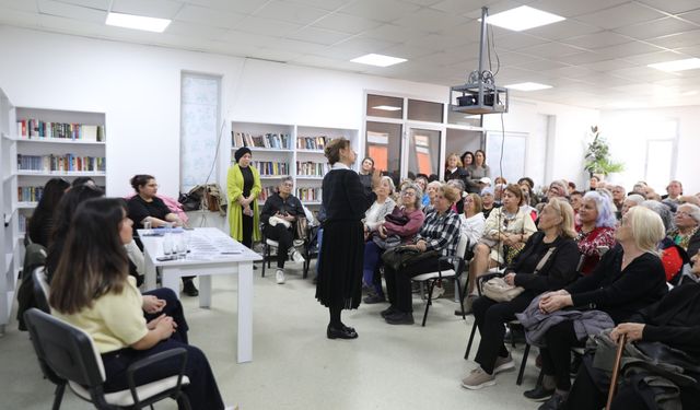 Seferihisar’da Alzheimer ve demans söyleşisi ilgi gördü