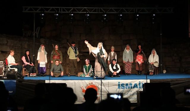 Seferihisar’da tiyatro coşkusu: Perde 27 Mart’ta açılıyor!