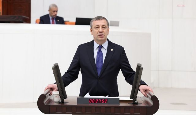 CHP İzmir Milletvekili Türeli'den Vakıflar'a 'el koyma' tepkisi: Bu zulme boyun eğmeyeceğiz!