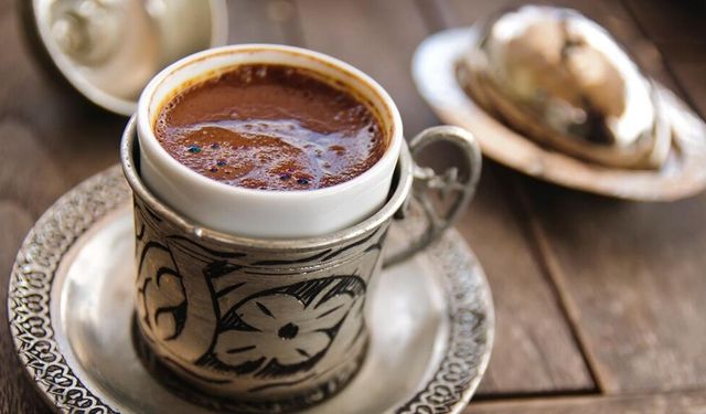 Kilosu 800 lira... Kriz, bayramın vazgeçilmezi Türk kahvesini de vurdu!