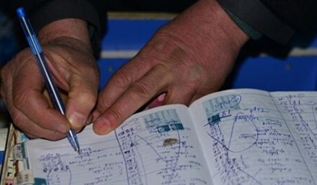 Bir zamanların geleneği tarih oluyor: İzmir’de veresiye kapatan hayırsever çıkmadı!