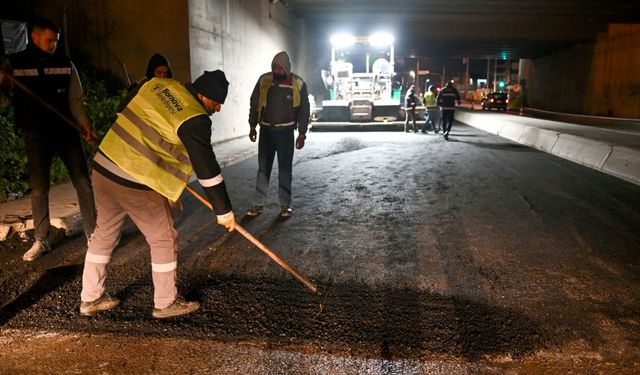Bornova'da yol çalışmaları hız kazandı