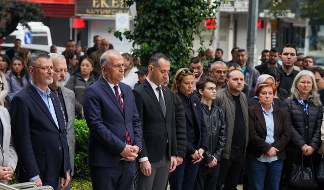 Gaziemir’de okul saldırılarına tepki: Sorumluluk almalıyız!