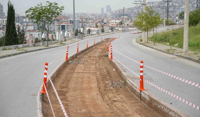 Bornova’da varyant yol hamlesi: Düzensiz park sona eriyor