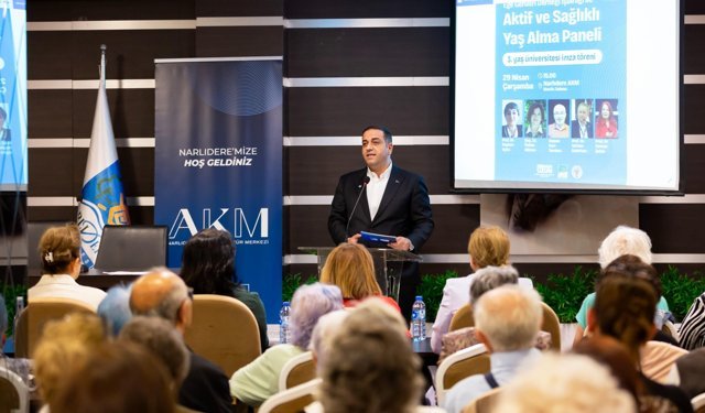 Narlıdere’de 3. Yaş Üniversitesi heyecanı: Protokol imzalandı