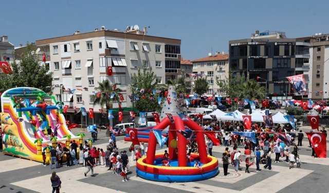 Narlıdere’de 23 Nisan coşkusu: Çocuk şenliği ve konser bir arada