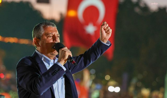 Özel’in İzmir programında ikinci gün: Milletvekilleriyle kritik toplantı!