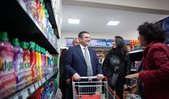 Torbalı’da ucuz market dönemi: TOMAR’ın ilk şubesi açıldı