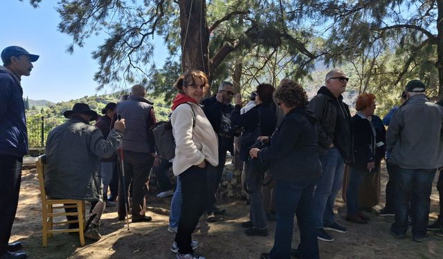 Karaburun’un simgesi Nergis Çay Bahçesi için eylem: Oyun parkına değil yerine karşıyız!