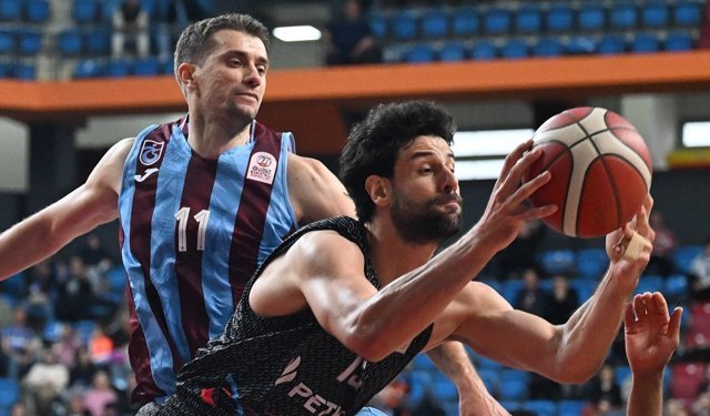 Aliağa Petkim deplasmanda Trabzon'u devirdi