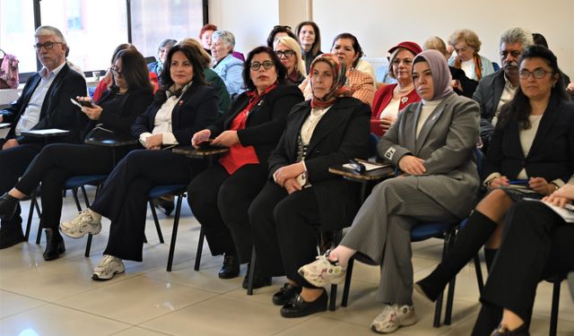Bornova’da muhtarlar ve STK’lar aynı masada: Hedef katılımcı yönetim!