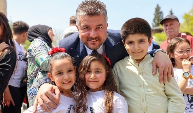 Buca’da 23 Nisan coşkusu