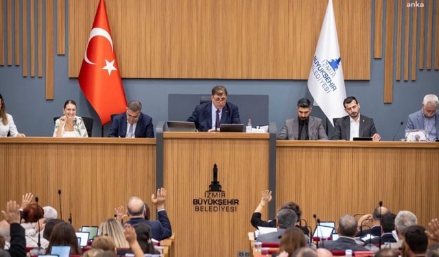 İzmir Büyükşehir Meclisi’ndeki ‘sahtekarsın’ çıkışı yargıya taşındı: Tugay hakkında suç duyurusu