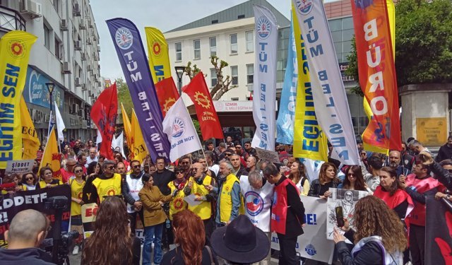 İzmir’de eğitimciler 3 gündür sokakta: Okulda şiddete isyan!
