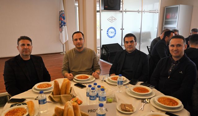 Başkan Eşki, sanayi esnafıyla bir araya geldi: Sokak Lezzetleri Festivali’ne çağrı…