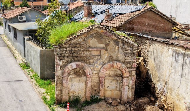 Gaziemir’in tarihine tanıklık eden yapı yeniden hayat buluyor