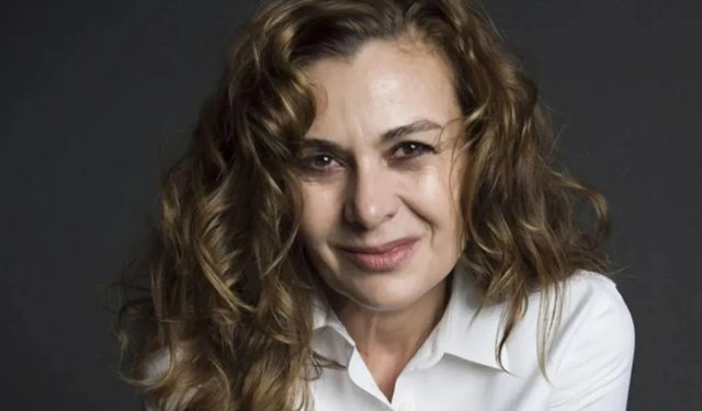 Usta oyuncu Hatice Aslan'dan estetik çıkışı: O parayı ihtiyacı olan birine veririm!