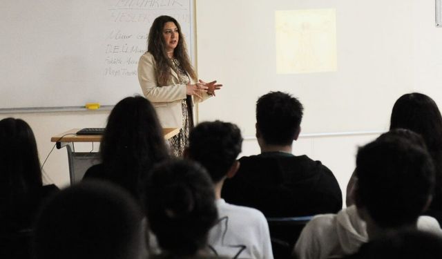 Karşıyaka’da öğrencilere ücretsiz fırsat: Meslek Tanıtım Günleri başladı, son başvuru 30 Nisan