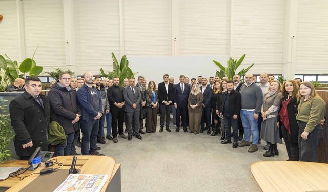 İzmir Büyükşehir TİS görüşmeleri tamam: 6 bin memur yararlanacak