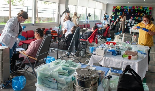 Karşıyaka’da özel bireylere ücretsiz ağız ve diş sağlığı taraması: 2 günde 50 kişiye ulaşıldı