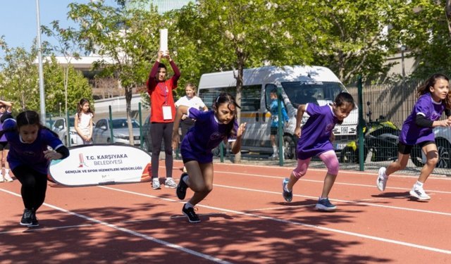 Karşıyaka’da 23 Nisan coşkusu atletizm pistine taşındı: Madalyalar minik sporcuların