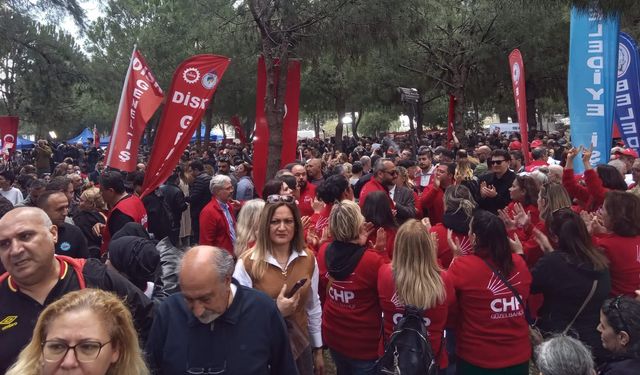 İzmirliler alanları doldurdu: Meslek Fabrikası bizim kalacak