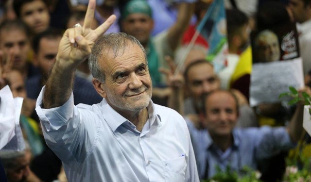 İran'dan Lübnan çıkışı: Parmaklarımız tetikte kalmaya devam ediyor!