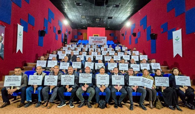 Torbalı’da kağıt fabrikasına karşı direniş büyüyor: Muhtarlar tek yürek oldu