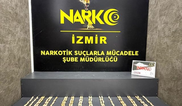 Yasaklı madde kapsüllerini midelerinde taşıyan 2 şüpheli tutuklandı