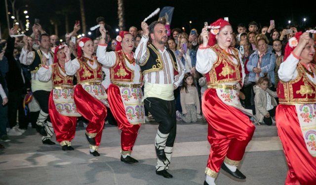 Güzelbahçe'de Hıdırellez coşkuyla kutlandı