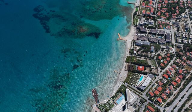 Bayramda Çeşme’ye akın: Otellerde doluluk yüzde 75’i aştı!