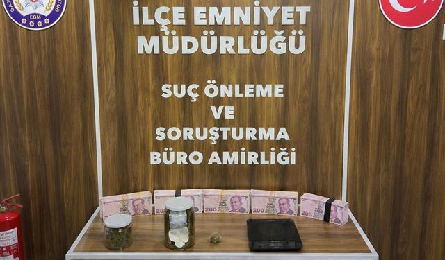 İzmir'de uyuşturucuyla yakalanan şüpheli adli kontrol şartıyla serbest bırakıldı
