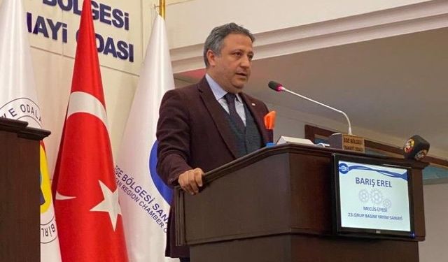 CHP eski İzmir İl Başkanvekili Erel'den tüzük hatırlatması: Partiden istifa eden, seçildiği görevden de etmeli!