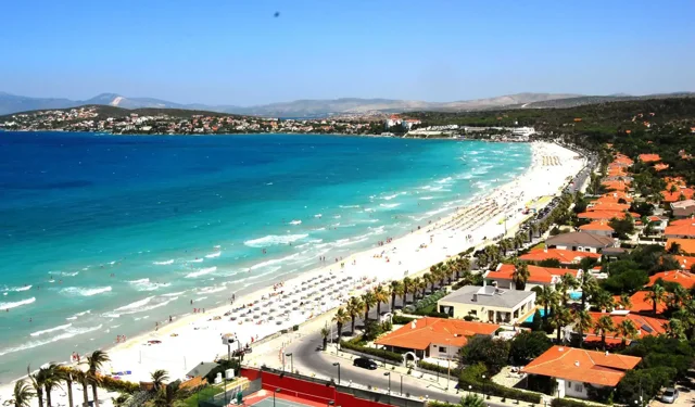 Çeşme’de sezon öncesi dikkat çeken tablo: 8 otel satışta, 22 tesis devren kiralık