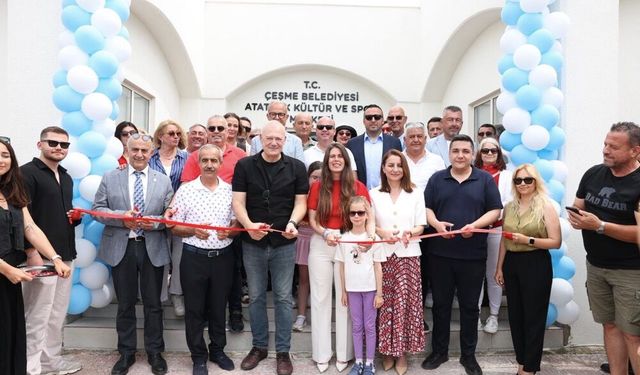 Çeşme'de Ilıca Atatürk Kültür ve Spor Merkezi açıldı