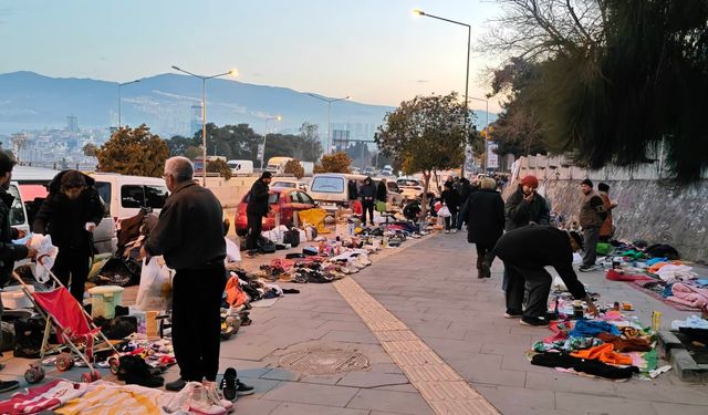 İzmir'de bütçe dostu rota: Eşrefpaşa gece bit pazarı nerede?