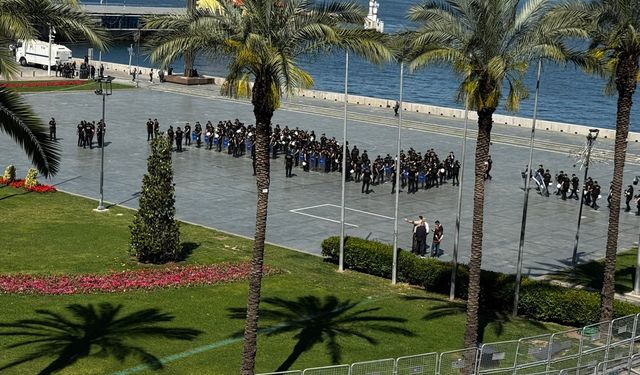 Özel mitingi öncesi Cumhuriyet Meydanı’nda yoğun önlem: Ümit Kartal’dan tepki