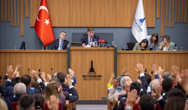İzmir Büyükşehir 1 yılda 14 milyar lira borçlandı: 2025 kesin hesabı açıklandı