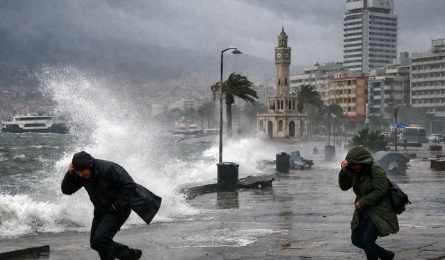 İzmir'de sağanak uyarısı: Emniyet sel ve su baskını için tedbire işaret etti