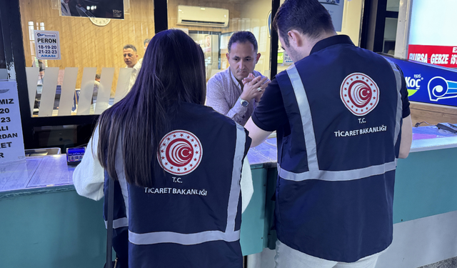 İzmir Şehirlerarası Otobüs Terminali'nde bayram öncesi denetimler gerçekleştirildi