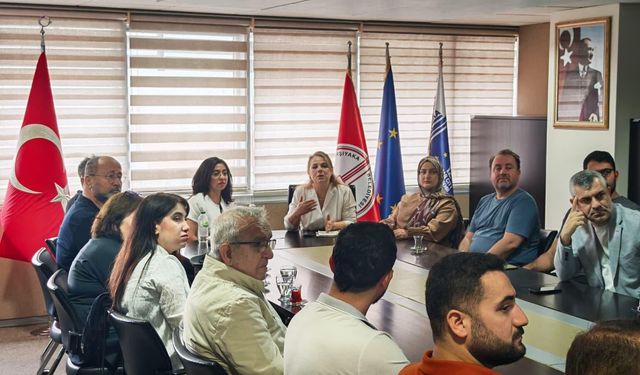 Karşıyaka’da şantiye şefleriyle kritik toplantı