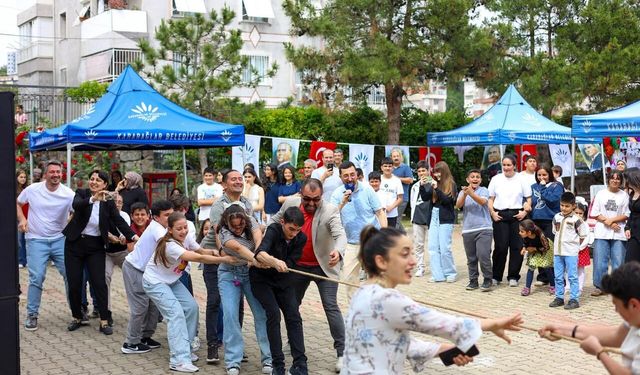 Karabağlar'da gençlere sınav öncesi moral
