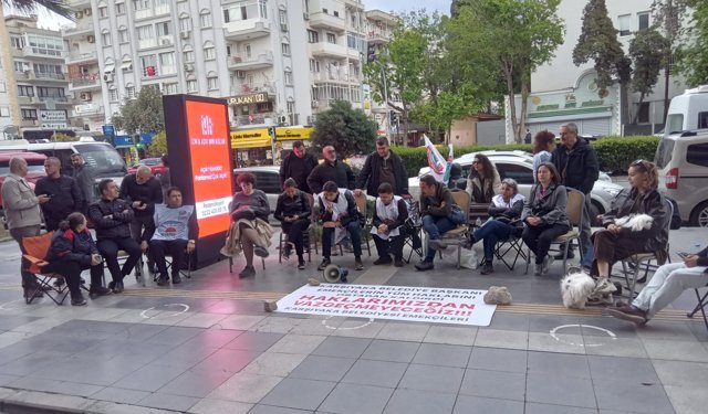 Karşıyaka Belediyesi’nde işçilerin gece nöbeti başladı