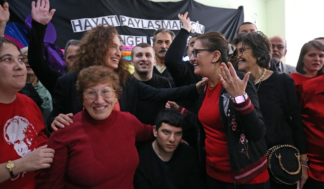 Karşıyaka engelsiz yaşam için el ele