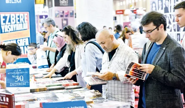 Alaçatı Kitap Günleri başladı: Önemli isimleri bir araya getirecek