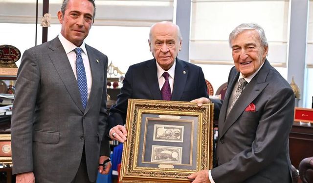 Koç Ailesi’nin Bahçeli’ye verdiği hediye gündem oldu! Koleksiyon değeri servet değerinde
