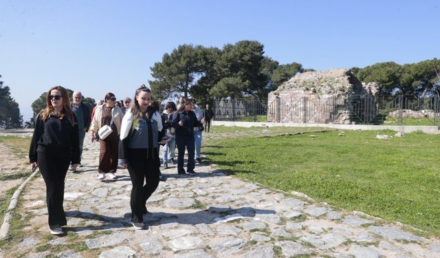 Konak'ın gizli hazineleri gün yüzüne çıktı!